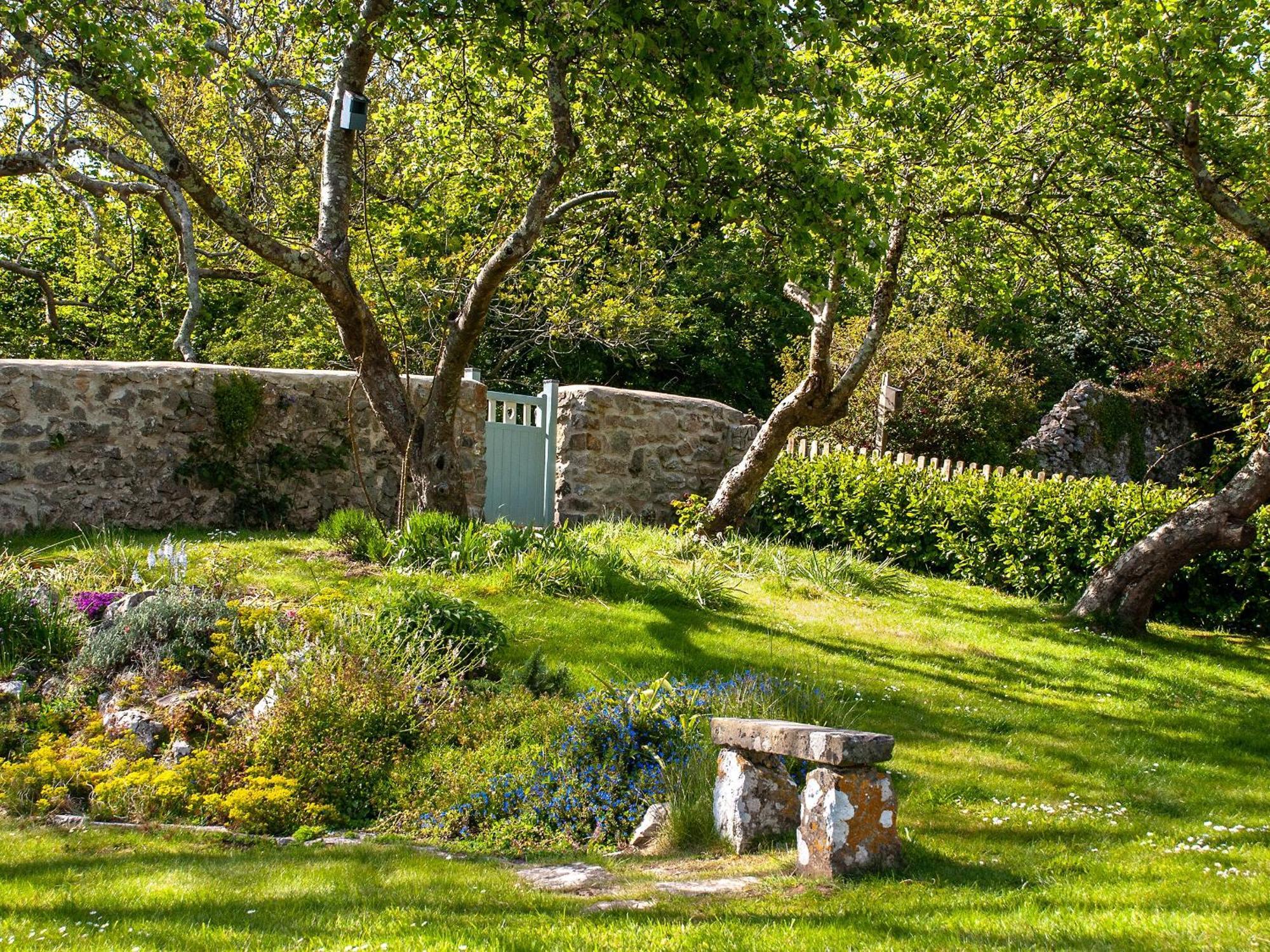 Manorbier Boat House Villa Exterior photo